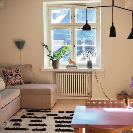 Urban Penthouse Next To Metro With City Views Helsinki Exterior foto