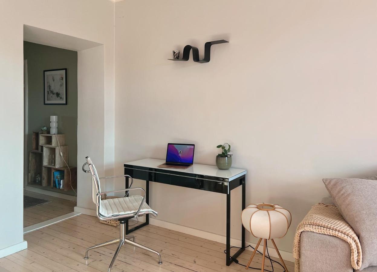 Urban Penthouse Next To Metro With City Views Helsinki Exterior foto